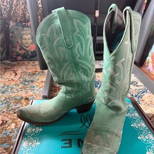 Lane Western Cowboy Boots